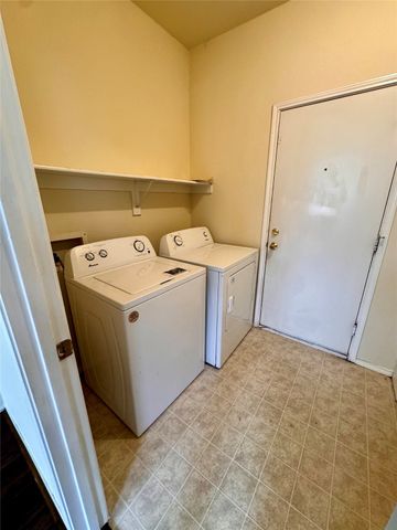 1708 Cliffrose Lane, Lewisville, TX 75067