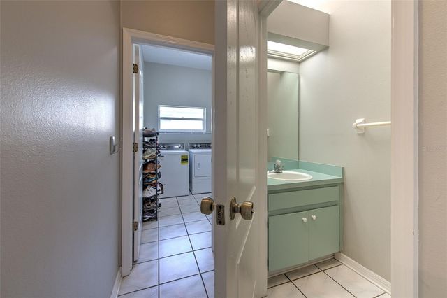 2327 EAGLE BLUFF DRIVE, Valrico, FL 33596