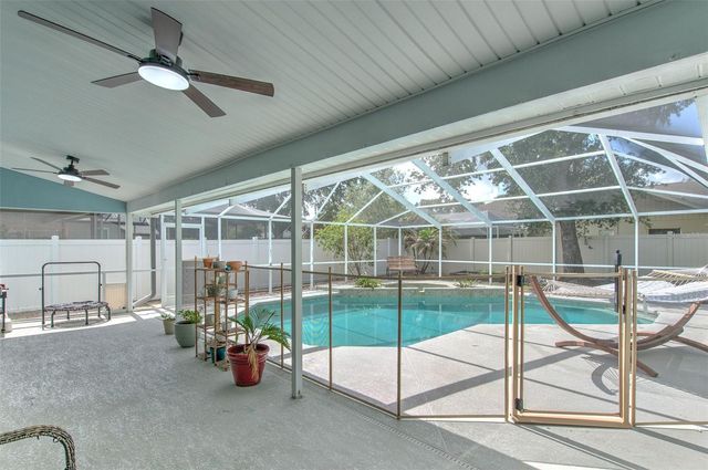 2327 EAGLE BLUFF DRIVE, Valrico, FL 33596