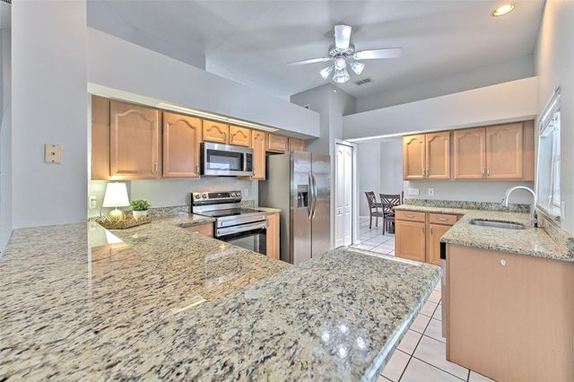 2327 EAGLE BLUFF DRIVE, Valrico, FL 33596