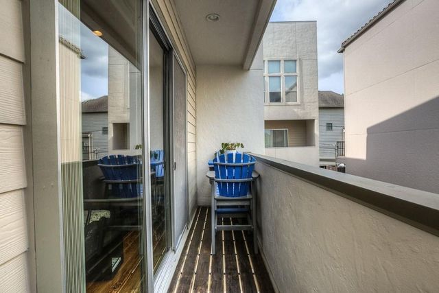 4312 Floyd Street C, Houston, TX 77007