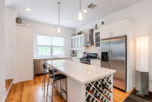 4312 Floyd Street C, Houston, TX 77007