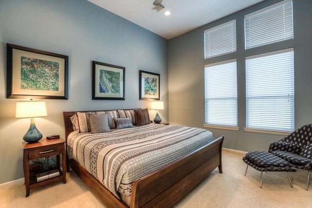 4312 Floyd Street C, Houston, TX 77007