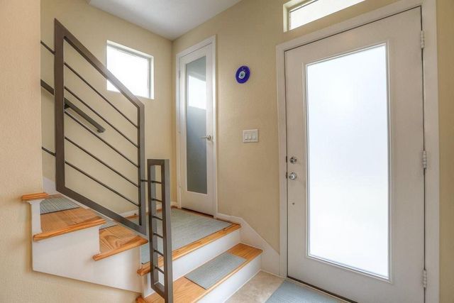 4312 Floyd Street C, Houston, TX 77007