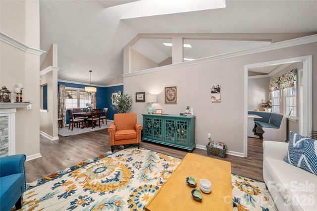 1107 Citation Circle, Hendersonville, NC 28739