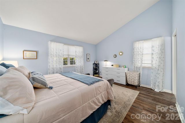 1107 Citation Circle, Hendersonville, NC 28739