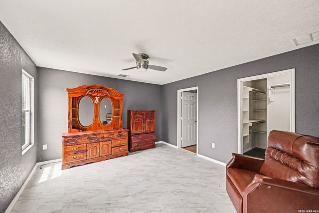 11207 Two Iron, San Antonio, TX 78221