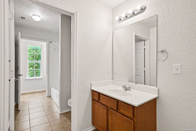 11207 Two Iron, San Antonio, TX 78221