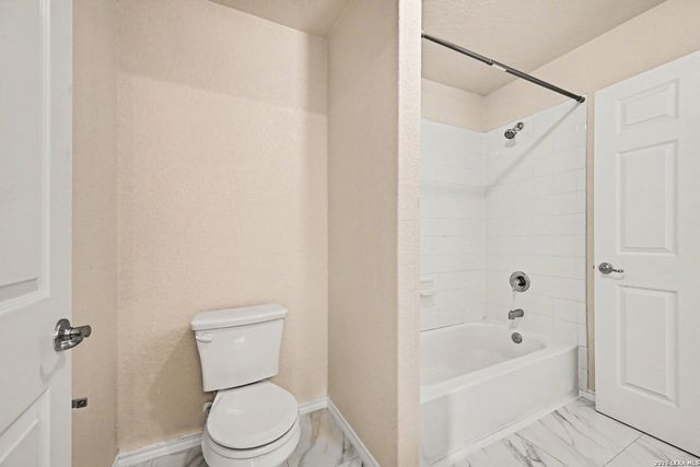 11207 Two Iron, San Antonio, TX 78221