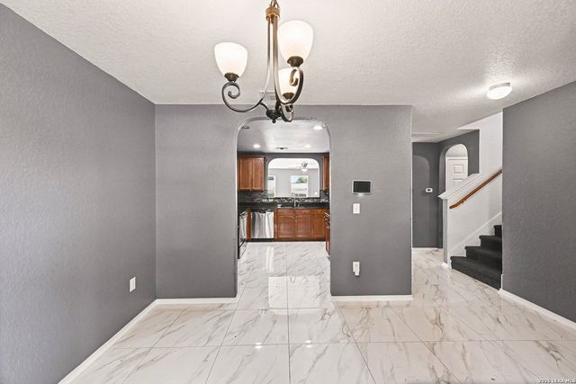 11207 Two Iron, San Antonio, TX 78221