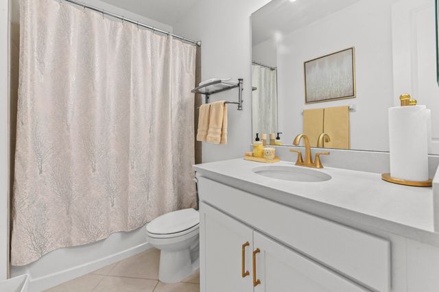 355 NW 33RD Lane, Pompano Beach, FL 33069