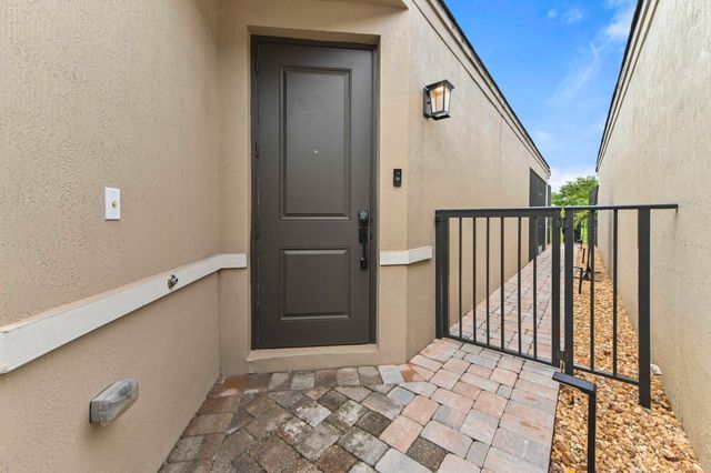 355 NW 33RD Lane, Pompano Beach, FL 33069