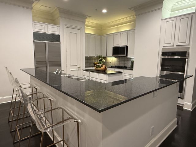 3535 Gillespie Street 505, Dallas, TX 75219