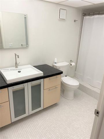 16300 Golf Club Rd 504, Weston, FL 33326