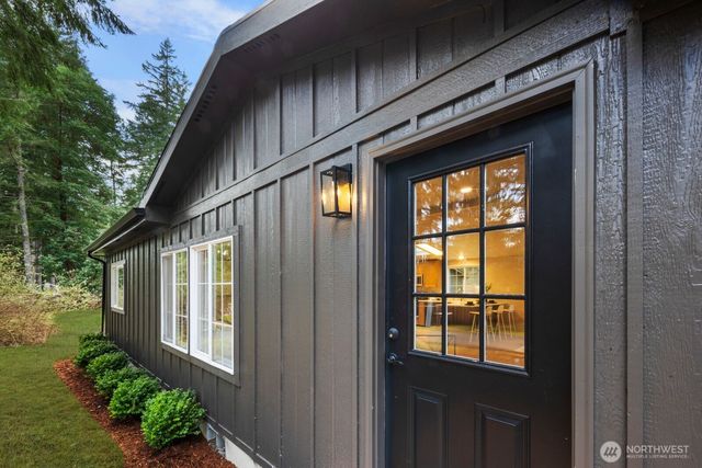 1810 193rd Avenue SW, Lakebay, WA 98349