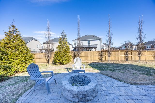 3502 Willow Bay Ln, Murfreesboro, TN 37128