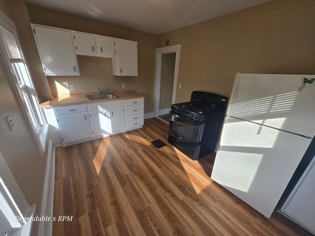 234 Nahantan St 2, Norwood, MA 02062