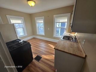 234 Nahantan St 2, Norwood, MA 02062