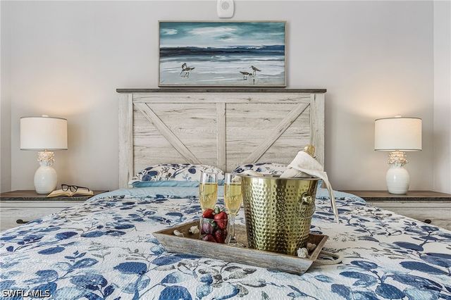 855 Lagoon ST 4, Fort Myers Beach, FL 33931