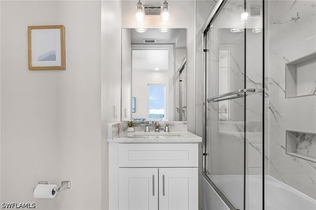 855 Lagoon ST 4, Fort Myers Beach, FL 33931