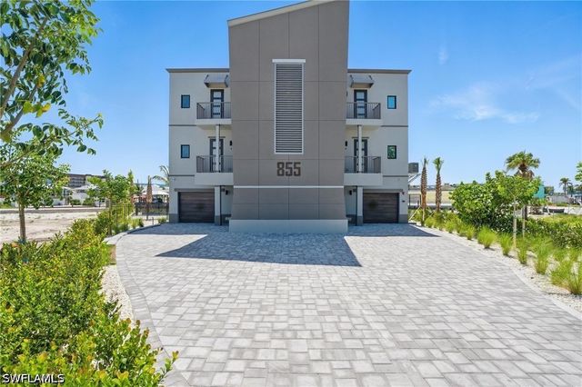 855 Lagoon ST 4, Fort Myers Beach, FL 33931
