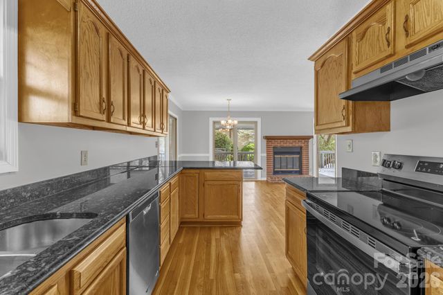 147 Elkwood Road, Asheville, NC 28804