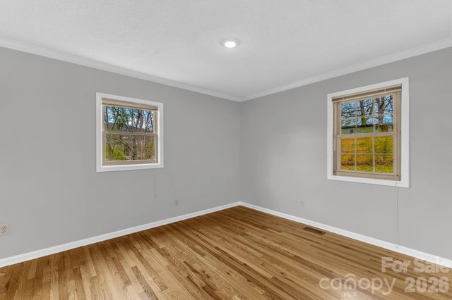 147 Elkwood Road, Asheville, NC 28804