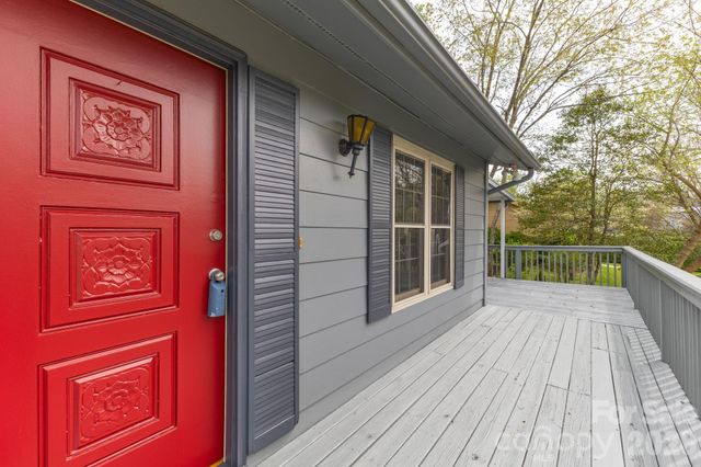 147 Elkwood Road, Asheville, NC 28804