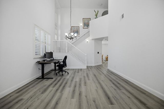 18 Delta Tule Ct, Sacramento, CA 95834