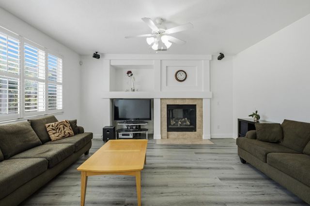 18 Delta Tule Ct, Sacramento, CA 95834