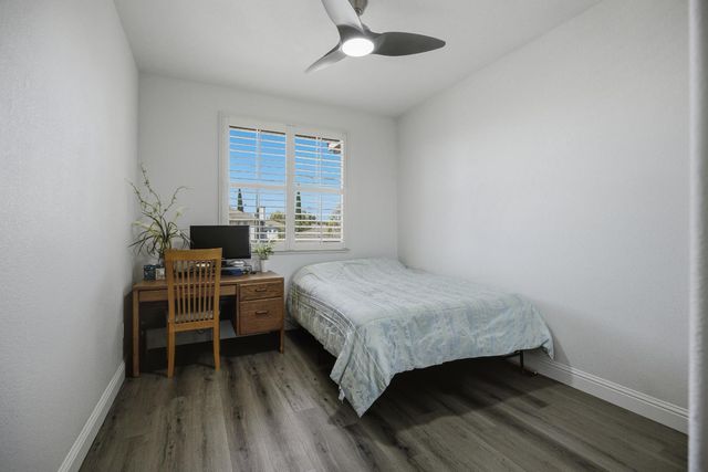 18 Delta Tule Ct, Sacramento, CA 95834