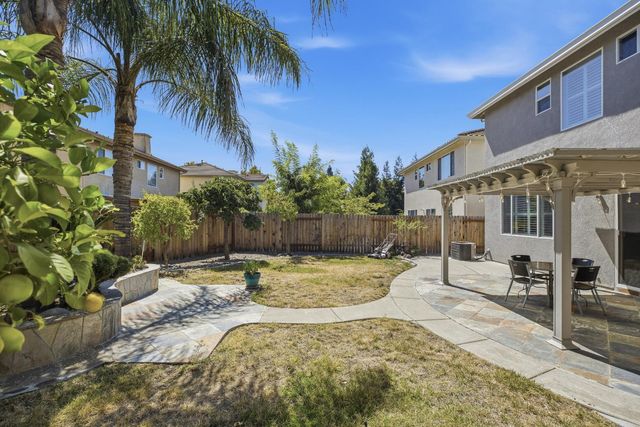 18 Delta Tule Ct, Sacramento, CA 95834