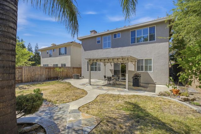 18 Delta Tule Ct, Sacramento, CA 95834