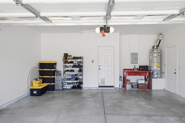 18 Delta Tule Ct, Sacramento, CA 95834