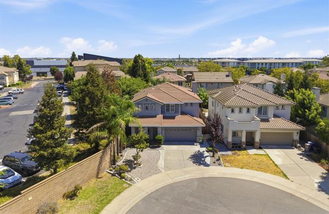 18 Delta Tule Ct, Sacramento, CA 95834