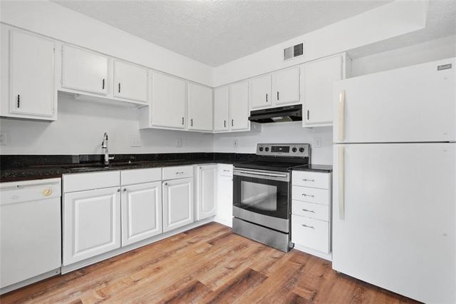 1642 Esquire Place, Norcross, GA 30093
