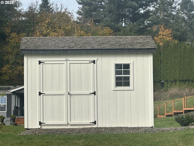 125 FOXGLOVE Ter, Longview, WA 98632