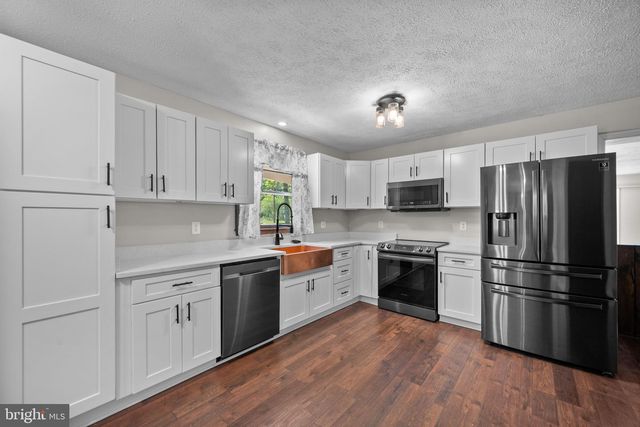 2085 CRUMS CHURCH RD, Berryville, VA 22611
