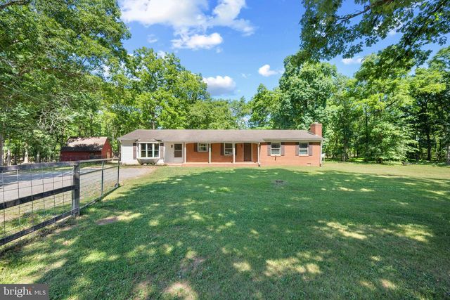 2085 CRUMS CHURCH RD, Berryville, VA 22611