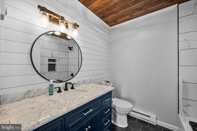 2085 CRUMS CHURCH RD, Berryville, VA 22611