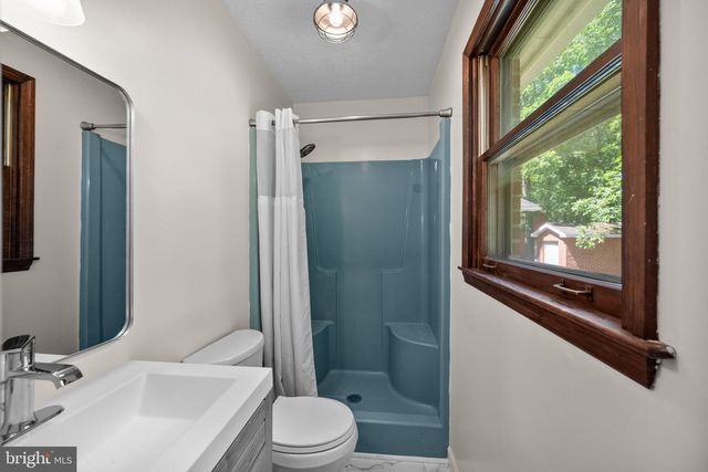 2085 CRUMS CHURCH RD, Berryville, VA 22611