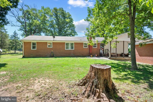 2085 CRUMS CHURCH RD, Berryville, VA 22611