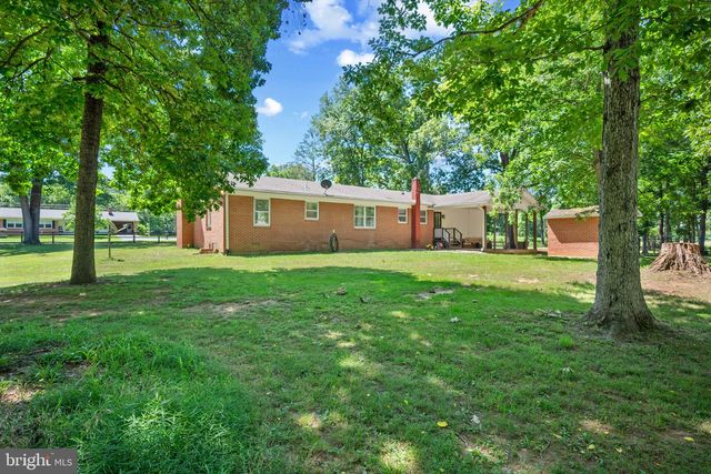 2085 CRUMS CHURCH RD, Berryville, VA 22611