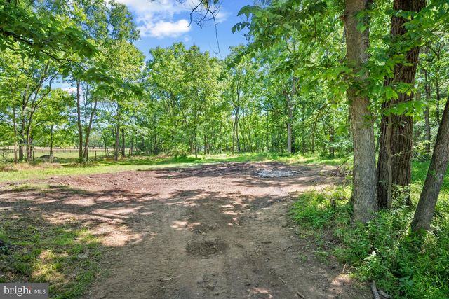 2085 CRUMS CHURCH RD, Berryville, VA 22611