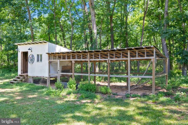 2085 CRUMS CHURCH RD, Berryville, VA 22611