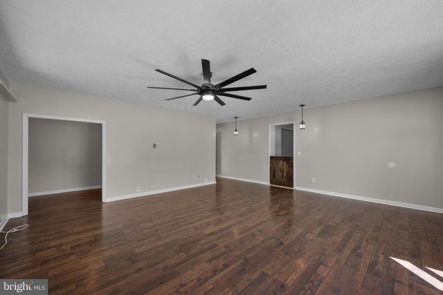 2085 CRUMS CHURCH RD, Berryville, VA 22611