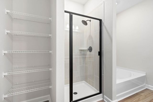 1022 Whispering Winds Drive, Beasley, TX 77417