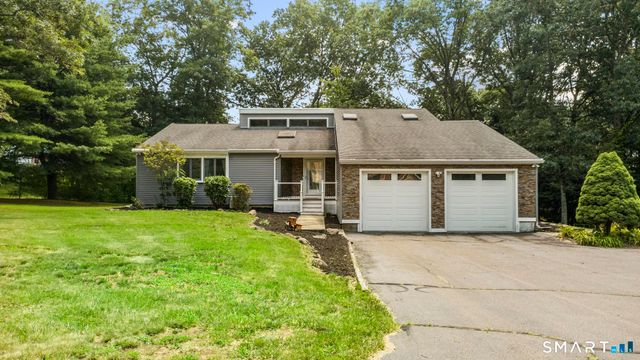 184 Bear Path Road, Hamden, CT 06514