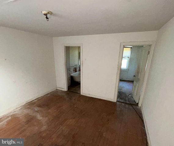 2123 W LEXINGTON ST, Baltimore, MD 21223