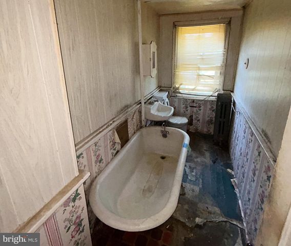 2123 W LEXINGTON ST, Baltimore, MD 21223